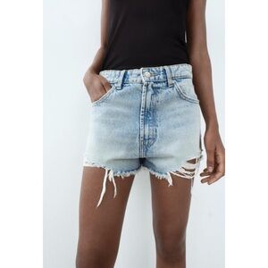 Zara Lightwash High Waisted Button Fly Distressed Denim Short 4